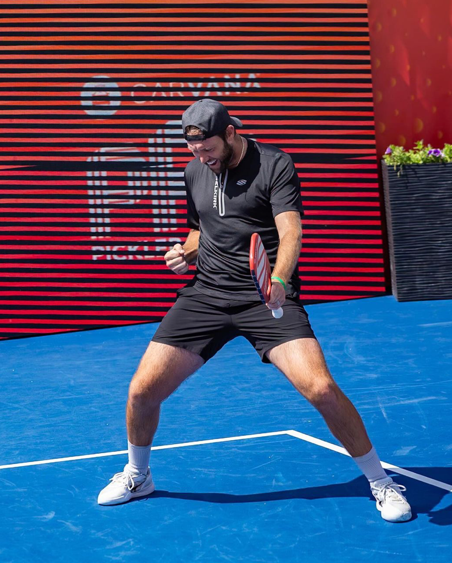 Sock & Parenteau battle back to make mixed doubles QF